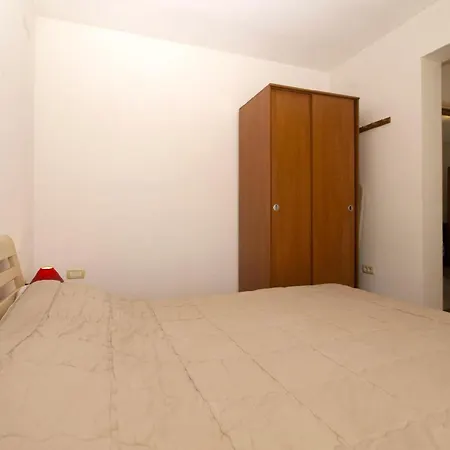 Apartment Ferienwohnung Fuer 4 Personen Ca 42 Qm In Pula, Istrien Istrische Riviera Pula