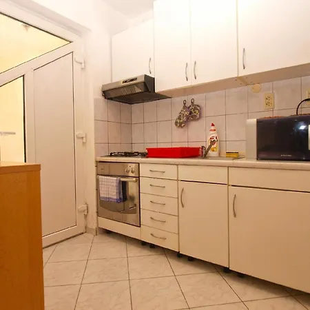 Ferienwohnung Fuer 4 Personen Ca 42 Qm In Pula, Istrien Istrische Riviera Apartment